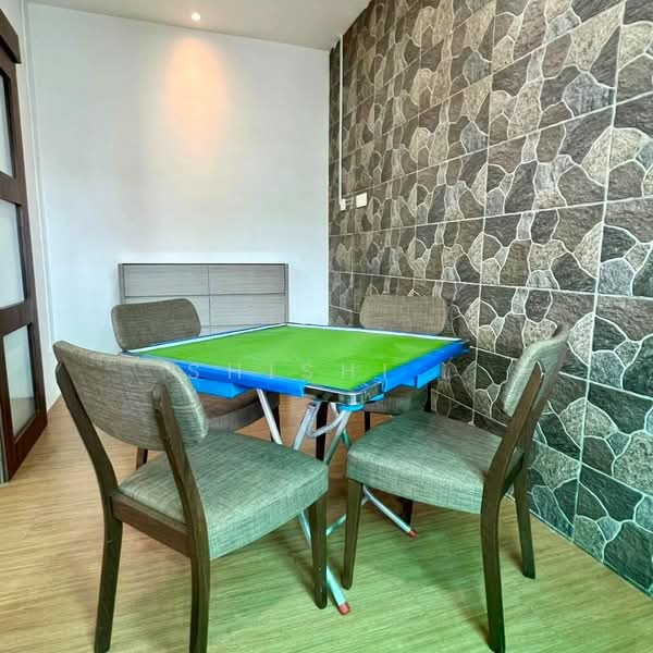 Semi-Detached House for Sale in Taman Johor Jaya (Johor Bahru) - Shishi . - PropertyGuru.com.my