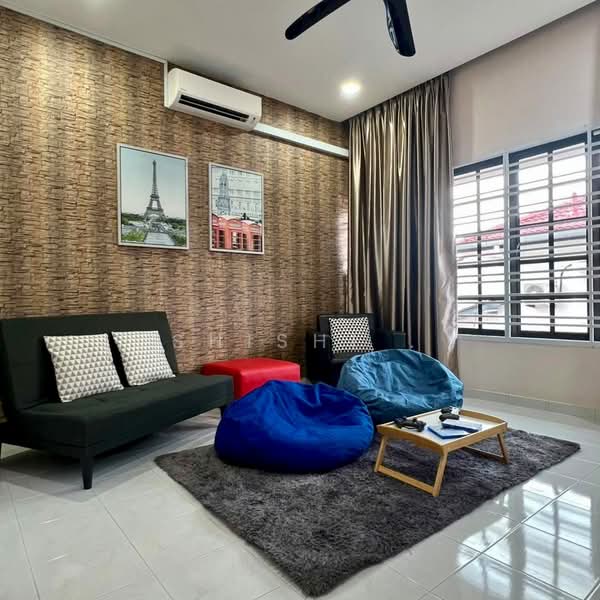 Semi-Detached House for Sale in Taman Johor Jaya (Johor Bahru) - Shishi . - PropertyGuru.com.my