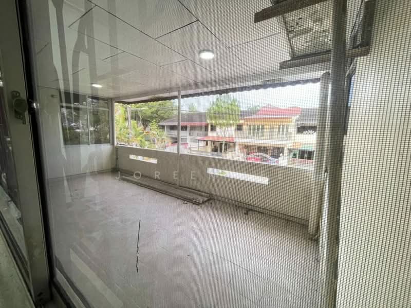 Rumah Teres 2 Tingkat untuk Dijual di Taman Kolam Air (Johor Bahru) - Joreen Lee - PropertyGuru.com.my