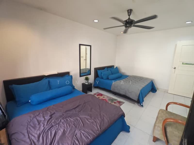Rumah Teres 1.5 Tingkat untuk Dijual di Taman Pelangi Indah (Ulu Tiram) - Tommy Tai - Bedroom - PropertyGuru.com.my