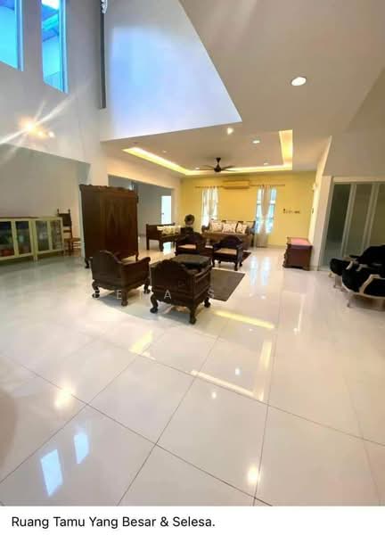 Semi-Detached House for Sale in Shah Alam (Selangor) - Reena Sarif - Living Room - PropertyGuru.com.my