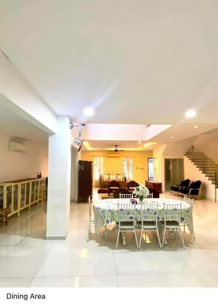 Semi-Detached House for Sale in Shah Alam (Selangor) - Reena Sarif - Dining Room - PropertyGuru.com.my