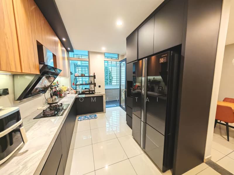 Rumah Teres 2-Tingkat untuk Dijual di Taman Eco Cascadia (Tebrau) - Tommy Tai - Kitchen - PropertyGuru.com.my