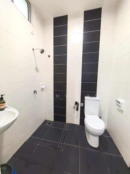 Rumah Teres 2-Tingkat untuk Dijual di Taman Eco Cascadia (Tebrau) - Tommy Tai - Bathroom - PropertyGuru.com.my