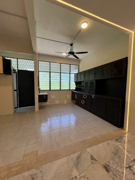 Rumah Teres 2 Tingkat untuk Dijual di Tanjung Tokong (Penang) - Lim Seok Cheng - Kitchen - PropertyGuru.com.my