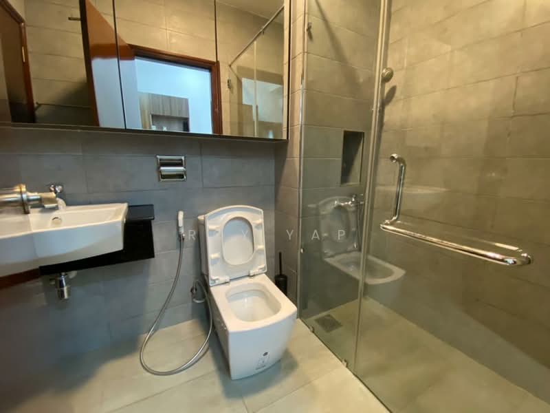 Service Residence for Rent at Paragon Suites @ CIQ - Roy Yap - Bathroom - PropertyGuru.com.my
