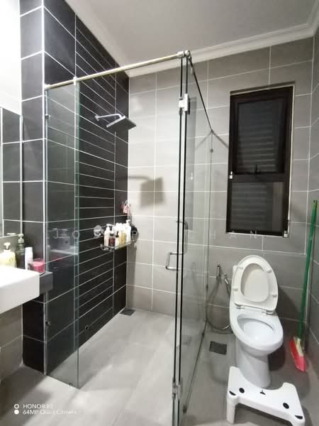 Rumah Teres 2-Tingkat untuk Dijual di Setia Alam (Selangor) - Joseph Chan - Bathroom - PropertyGuru.com.my