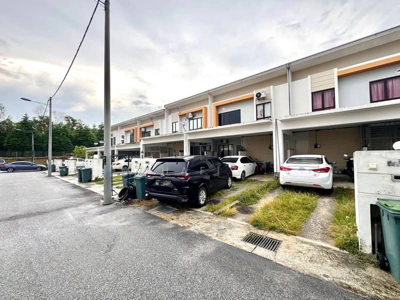 Rumah Bandar untuk Dijual di Bandar Tasik Kesuma (Beranang) - Mahafiz . - Exterior - PropertyGuru.com.my