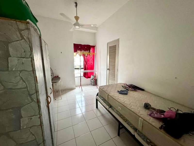 Rumah Bandar untuk Dijual di Bandar Tasik Kesuma (Beranang) - Mahafiz . - PropertyGuru.com.my