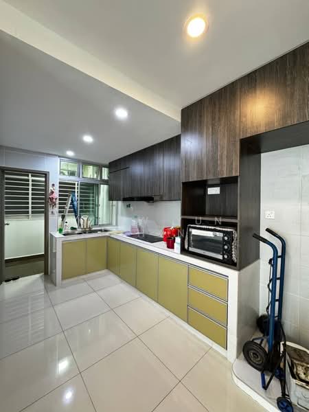 Servis Apartment untuk Dijual di Larkin Heights - Chew Yun Chan - Kitchen - PropertyGuru.com.my