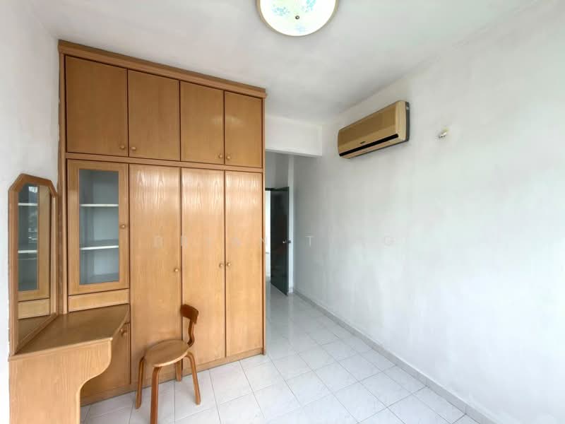Pangsapuri untuk Dijual di Desa Bistari - Bryan Teng - Bedroom - PropertyGuru.com.my