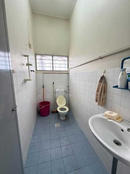 Rumah Teres 2 Tingkat untuk Dijual di Silibin (Ipoh) - Mandy Phang - Bathroom - PropertyGuru.com.my
