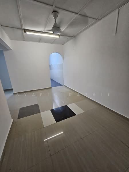Rumah Flat untuk Disewa di Flat Pandan Indah 3/3 - Syafiq Razali - PropertyGuru.com.my