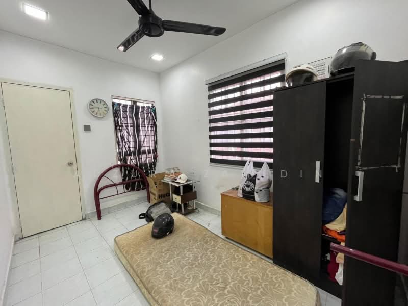 Rumah Teres 2 Tingkat untuk Dijual di Seksyen 7 (Shah Alam) - Adzura Zamedin - PropertyGuru.com.my