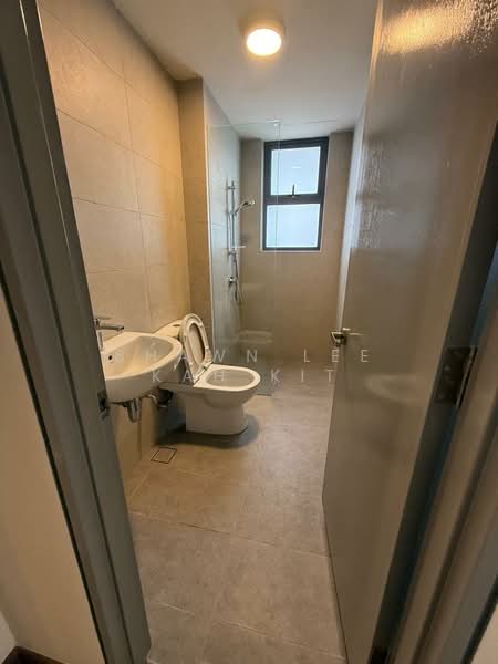 Servis Apartment untuk Disewa di 8th & Stellar - Shawn Lee Kah Kit - Bathroom - PropertyGuru.com.my
