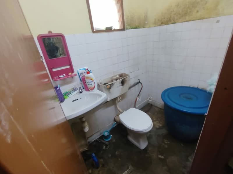 Rumah Teres 2.5 Tingkat untuk Dijual di Desa Setapak (Wangsa Maju) - Amber Ng - Bathroom - PropertyGuru.com.my