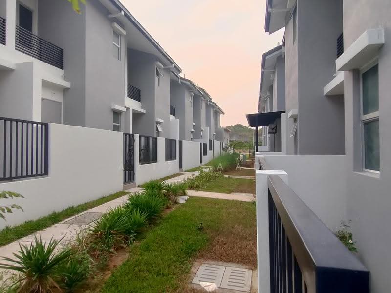 2-storey Terraced House for Rent in Amverton Hills (Sungai Buloh) - Aziz Saad - PropertyGuru.com.my