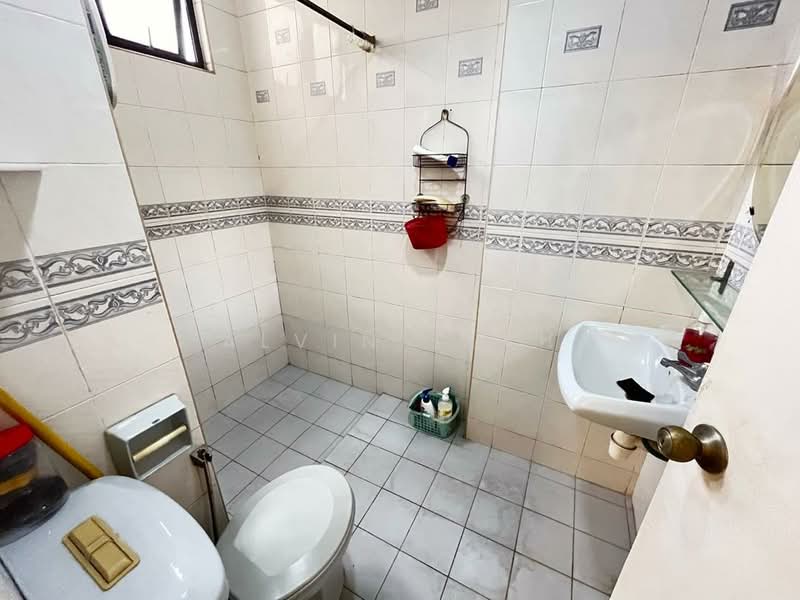 Condominium for Sale at Mutiara Oriental - Alvin Seah - Bathroom - PropertyGuru.com.my