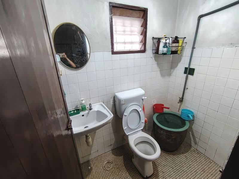 Rumah Teres 2.5 Tingkat untuk Dijual di Desa Setapak (Wangsa Maju) - Amber Ng - Bathroom - PropertyGuru.com.my
