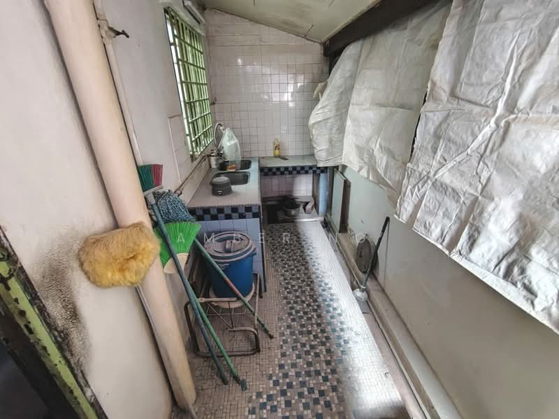 Rumah Teres 2.5 Tingkat untuk Dijual di Desa Setapak (Wangsa Maju) - Amber Ng - Kitchen - PropertyGuru.com.my