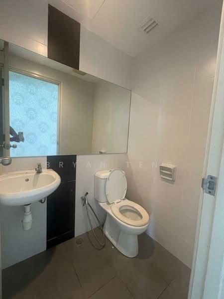Condominium for Sale at Summer Place - Bryan Teng - Bathroom - PropertyGuru.com.my