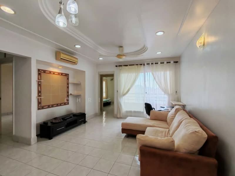 Kondominium untuk Dijual di Greenlane Park - Chris Teoh - Living Room - PropertyGuru.com.my