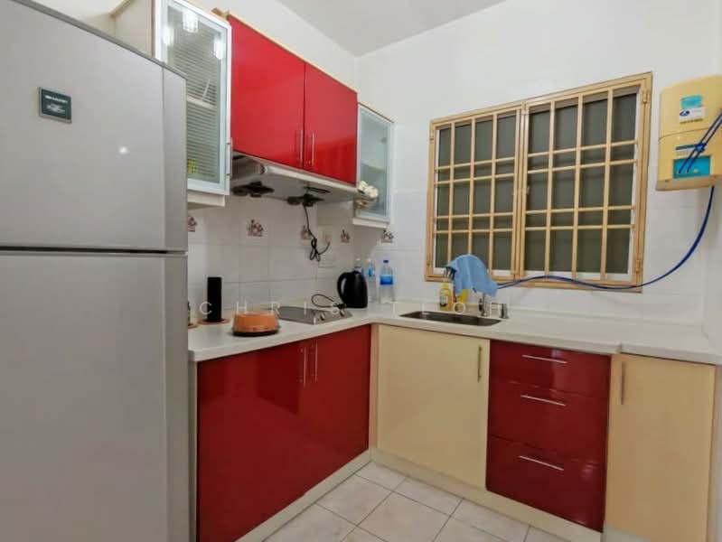 Kondominium untuk Dijual di Greenlane Park - Chris Teoh - Kitchen - PropertyGuru.com.my