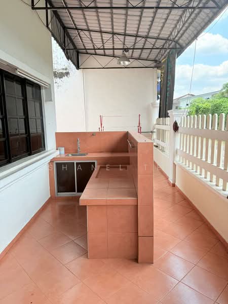Rumah Berkembar untuk Dijual di Taman Sri Kluang (Kluang) - Shanel Tee - Exterior - PropertyGuru.com.my