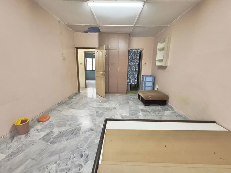 Rumah Teres 2 Tingkat untuk Dijual di Taman Cheras Mas (Cheras) - Ali Idris - Bedroom - PropertyGuru.com.my