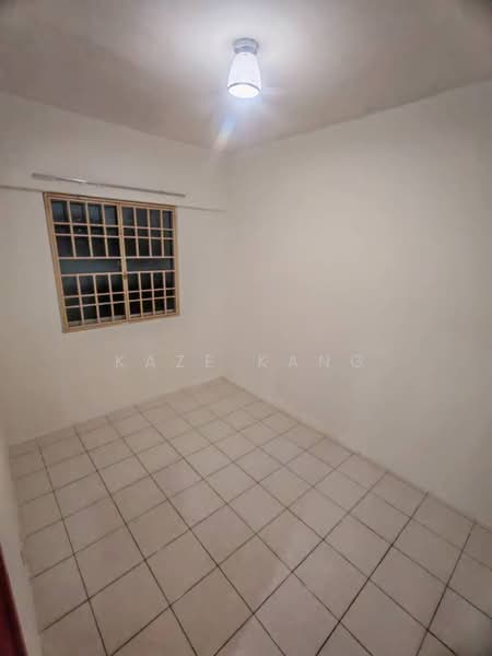 Apartment for Sale at Sri Impian Apartment - Kaze Kang - PropertyGuru.com.my