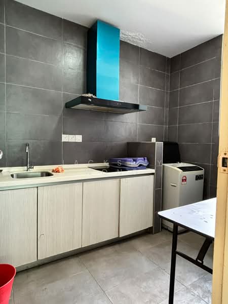 Servis Apartment untuk Disewa di Citizen @ Old Klang Road - Jacksley Wong - Kitchen - PropertyGuru.com.my