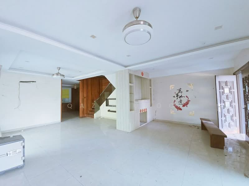 Rumah Berkembar untuk Dijual di Taman Chandan Putri (Kuala Kangsar) - Qazin Khoo - Living Room - PropertyGuru.com.my
