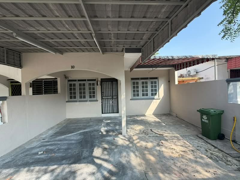 Rumah Teres 1 Tingkat untuk Dijual di Taman Bercham Maju (Ipoh) - Jack Poh - Exterior - PropertyGuru.com.my