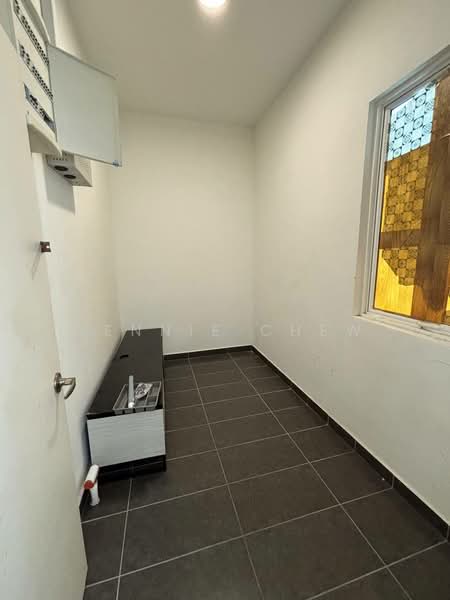 Servis Apartment untuk Dijual di Pinnacle Tower - Jennie Chew - Interior - PropertyGuru.com.my
