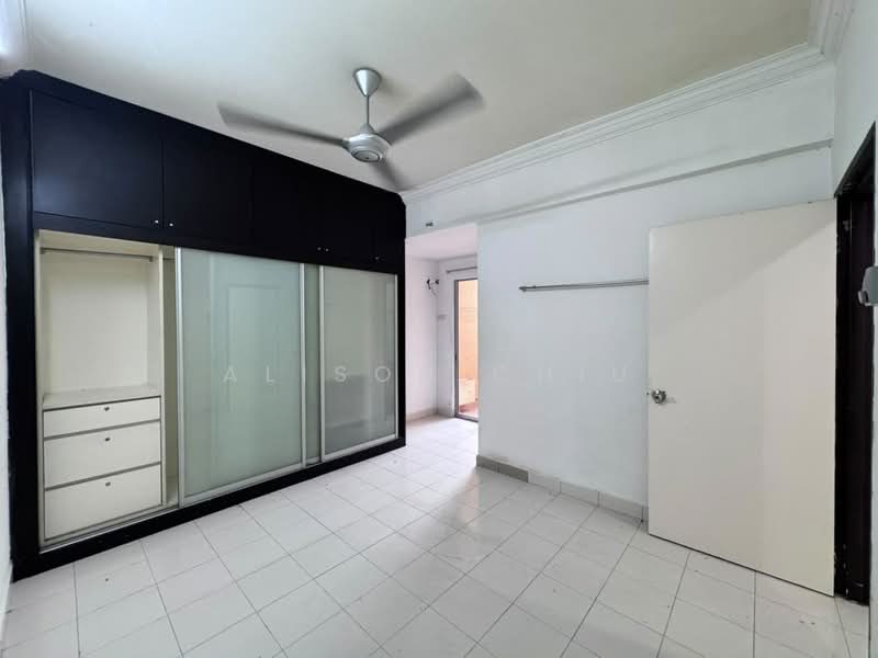 Pangsapuri untuk Dijual di Andari Townvilla - Alison Chiu - Bedroom - PropertyGuru.com.my