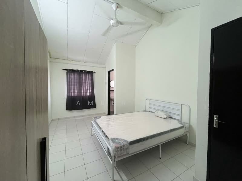 Rumah Teres 2.5 Tingkat untuk Dijual di Desa Setapak (Wangsa Maju) - Amber Ng - Bedroom - PropertyGuru.com.my