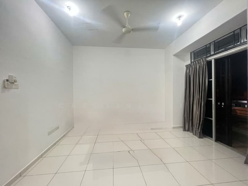 2-storey Terraced House for Rent in Taman Nusa Sentral (Iskandar Puteri (Nusajaya)) - Caroline Lai - Living Room - PropertyGuru.com.my