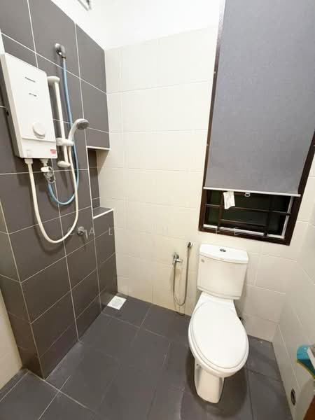 1-storey Terraced House for Sale in Taman Pelangi Indah (Ulu Tiram) - Calvin Lee - PropertyGuru.com.my