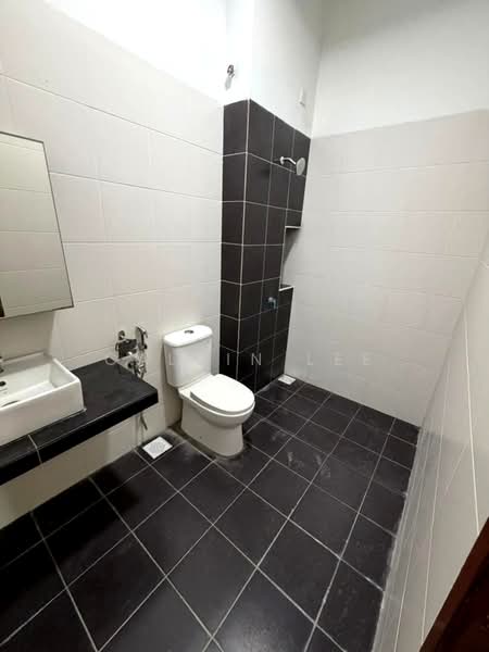 1-storey Terraced House for Sale in Taman Pelangi Indah (Ulu Tiram) - Calvin Lee - PropertyGuru.com.my