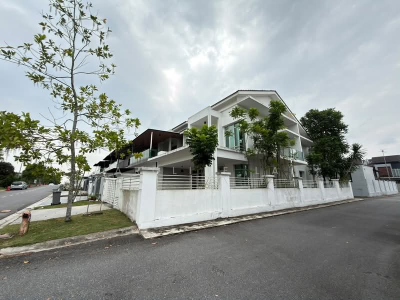2-storey Terraced House for Sale in Taman Nusa Sentral (Iskandar Puteri (Nusajaya)) - Caroline Lai - Exterior - PropertyGuru.com.my