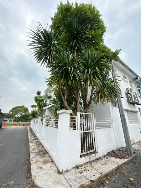 2-storey Terraced House for Sale in Taman Nusa Sentral (Iskandar Puteri (Nusajaya)) - Caroline Lai - Exterior - PropertyGuru.com.my