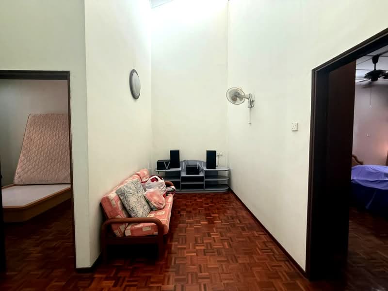Rumah Teres 2 Tingkat untuk Dijual di Taman Ungku Tun Aminah (Skudai) - Calvin Lee - PropertyGuru.com.my