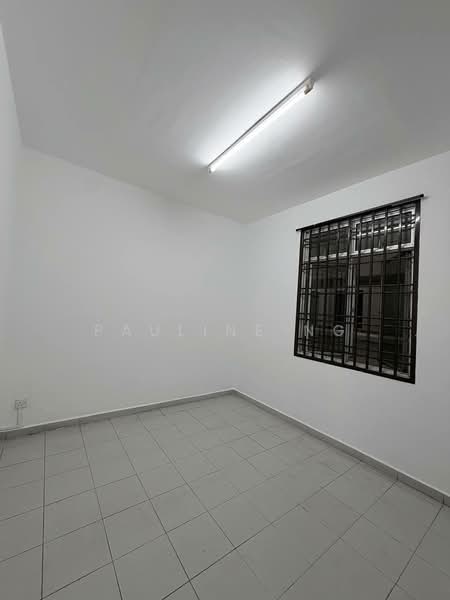 Pangsapuri untuk Dijual di Lake View Suites - Pauline Ng - PropertyGuru.com.my