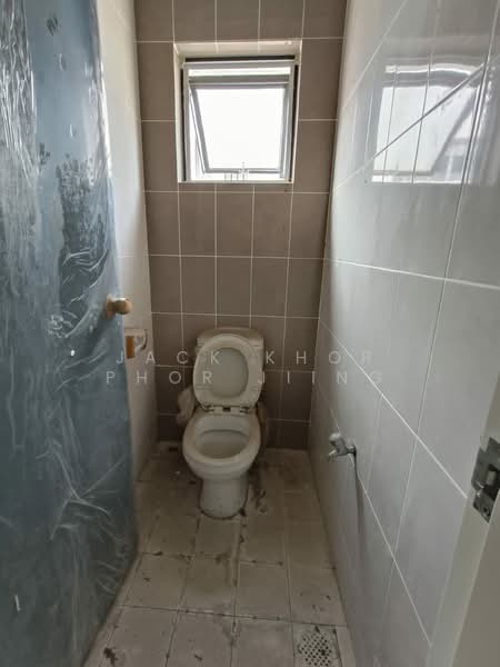 Kedai / Pejabat untuk Disewa di Setia Alam (Selangor) - Jack Khor Phor Jiing - Bathroom - PropertyGuru.com.my