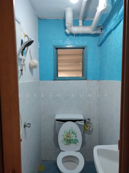 Apartment for Sale at Anggerik Apartment - Suresh Kumar - Bathroom - PropertyGuru.com.my