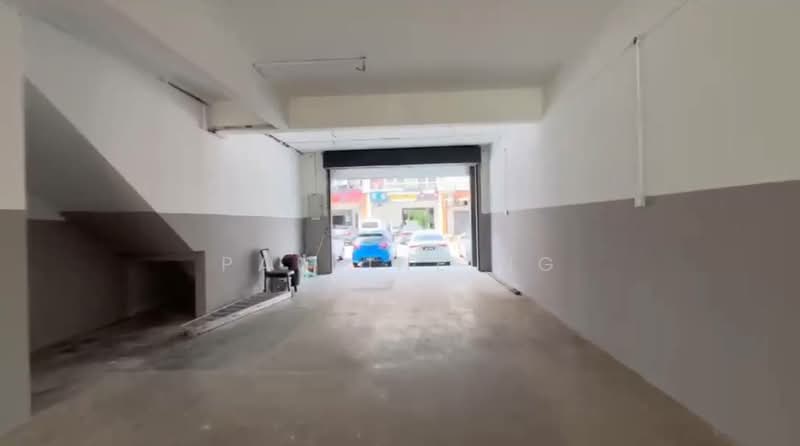 Shop for Rent in Johor Bahru (Johor) - Pauline Ng - Entrance - PropertyGuru.com.my