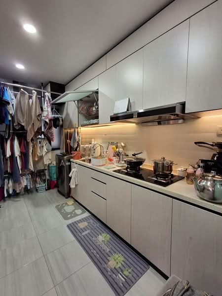 Servis Apartment untuk Dijual di Nusa Perdana Serviced Apartment - Pauline Ng - Kitchen - PropertyGuru.com.my