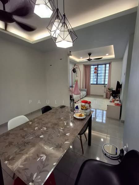 Servis Apartment untuk Dijual di Nusa Perdana Serviced Apartment - Pauline Ng - Living Room - PropertyGuru.com.my