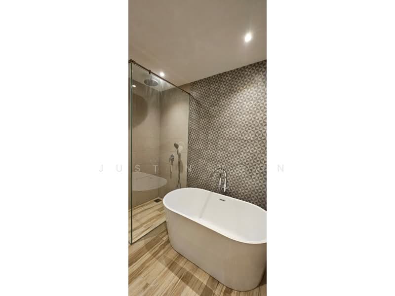 Servis Apartment untuk Dijual di Hampton Height Damansara - Justin Voon - Bathroom - PropertyGuru.com.my