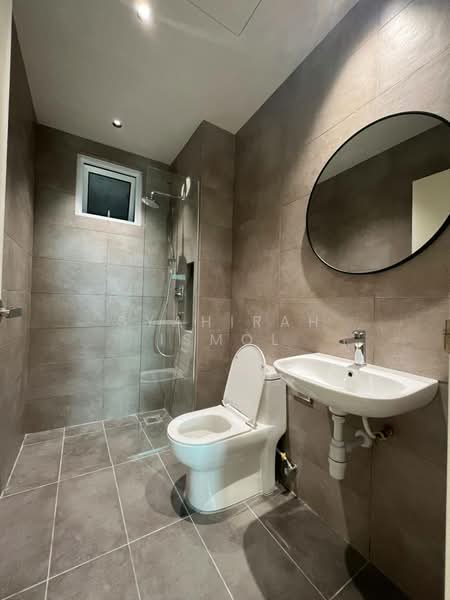 Kondominium untuk Disewa di d'Brightton - Syahirah Ismol - Bathroom - PropertyGuru.com.my